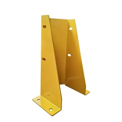 Qual è la funzione di una protezione frontale verticale a forma di U?